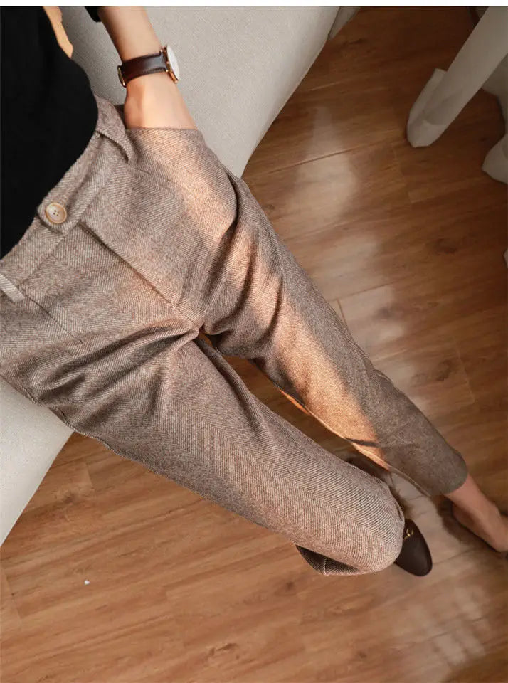 Women&#39;s High-Waisted Woolen Harem Pants: Casual Office Trousers for Autumn/Winter 2024