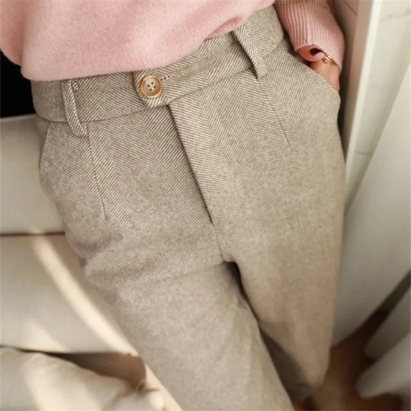 Women&#39;s High-Waisted Woolen Harem Pants: Casual Office Trousers for Autumn/Winter 2024