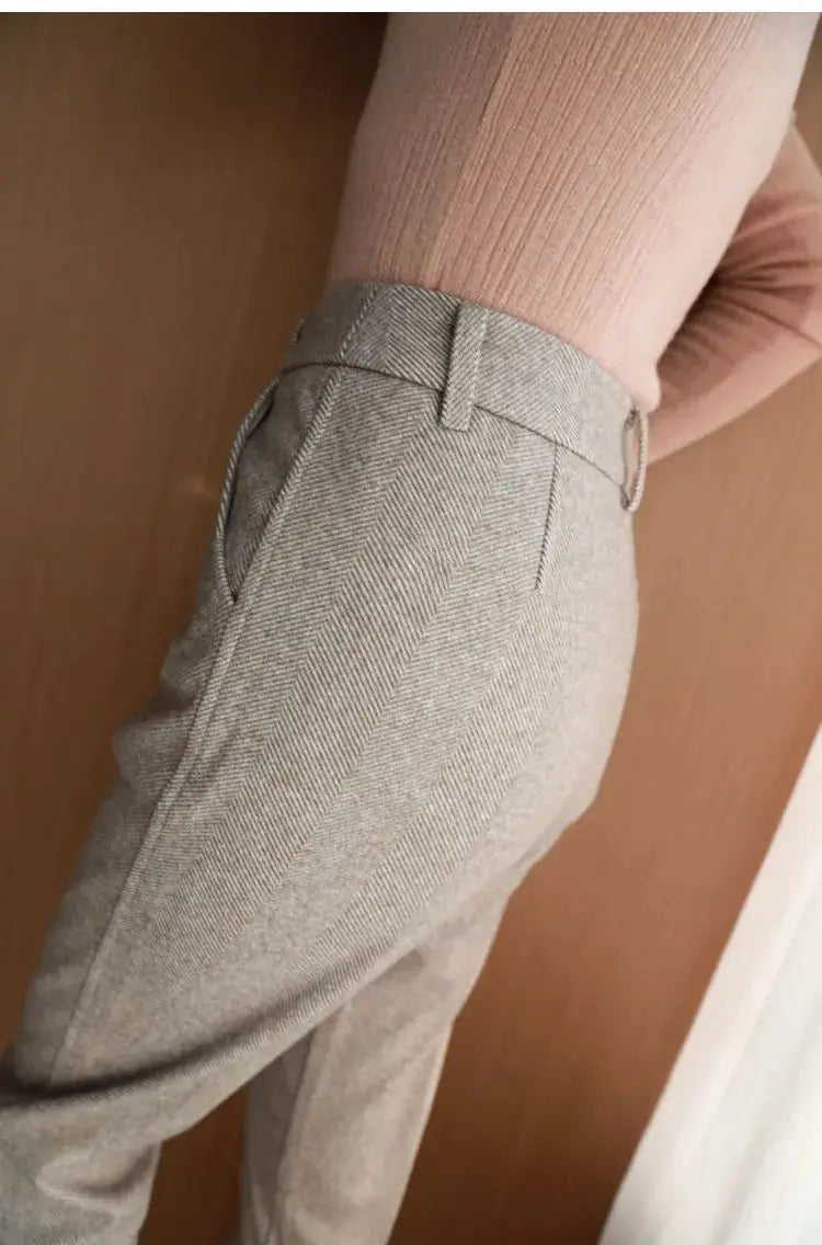 Women&#39;s High-Waisted Woolen Harem Pants: Casual Office Trousers for Autumn/Winter 2024