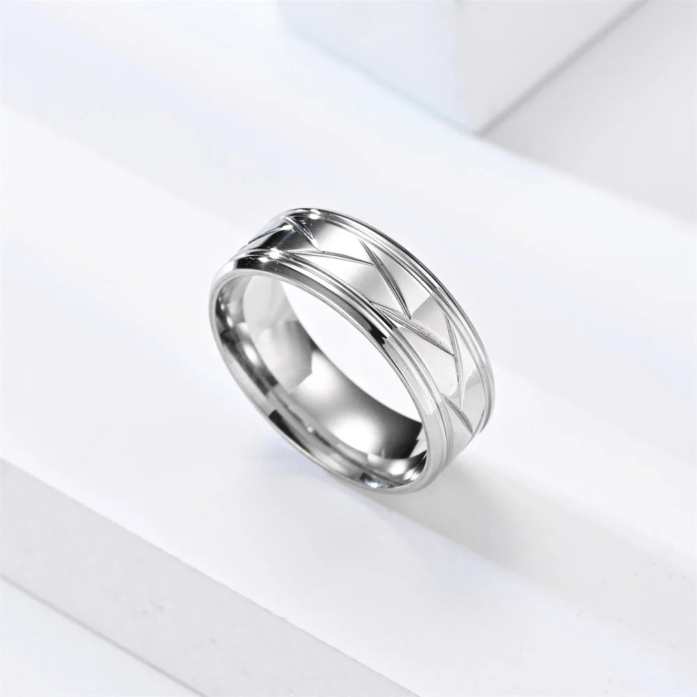 Men&#39;s Multi-Faceted Silver &amp; Black Stainless Steel Ring – Grooved Design for Engagement or Anniversary Gifts