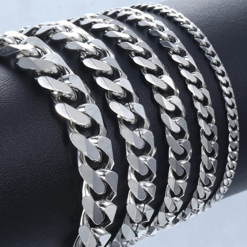 Trendy Cuban Chain Bracelet – Classic Stainless Steel for Men and Women, Available in 3/5/7/9mm Widths, Perfect Jewelry Gift