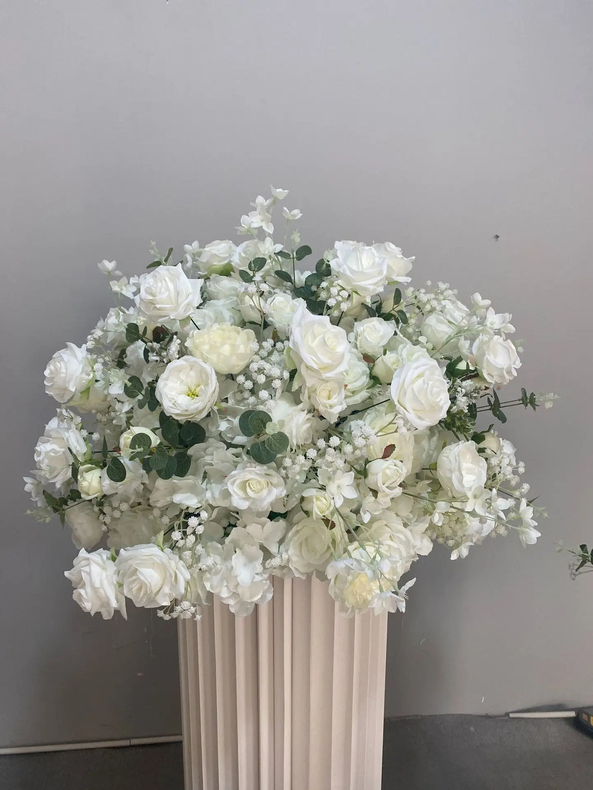 Customized White Silk Hydrangea Flower Ball: Wedding Table Centerpiece Decoration