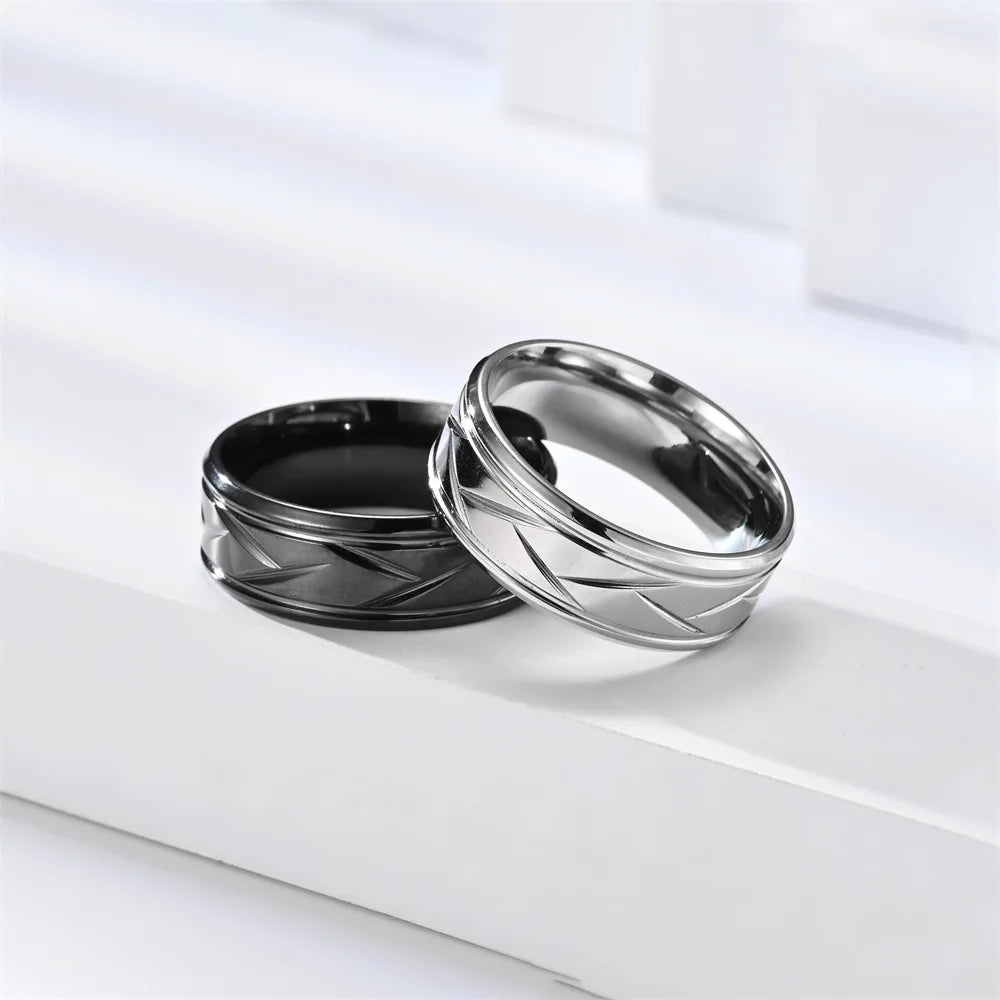 Men&#39;s Multi-Faceted Silver &amp; Black Stainless Steel Ring – Grooved Design for Engagement or Anniversary Gifts