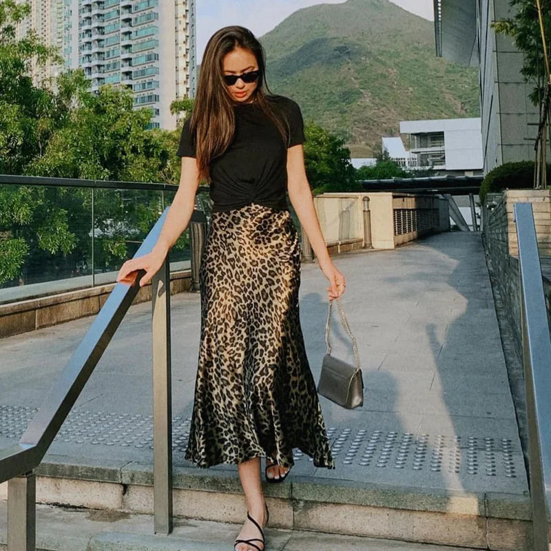 Women&#39;s High-Waist Leopard Print Midi Skirt: Elegant Vintage Satin Fall Skirt