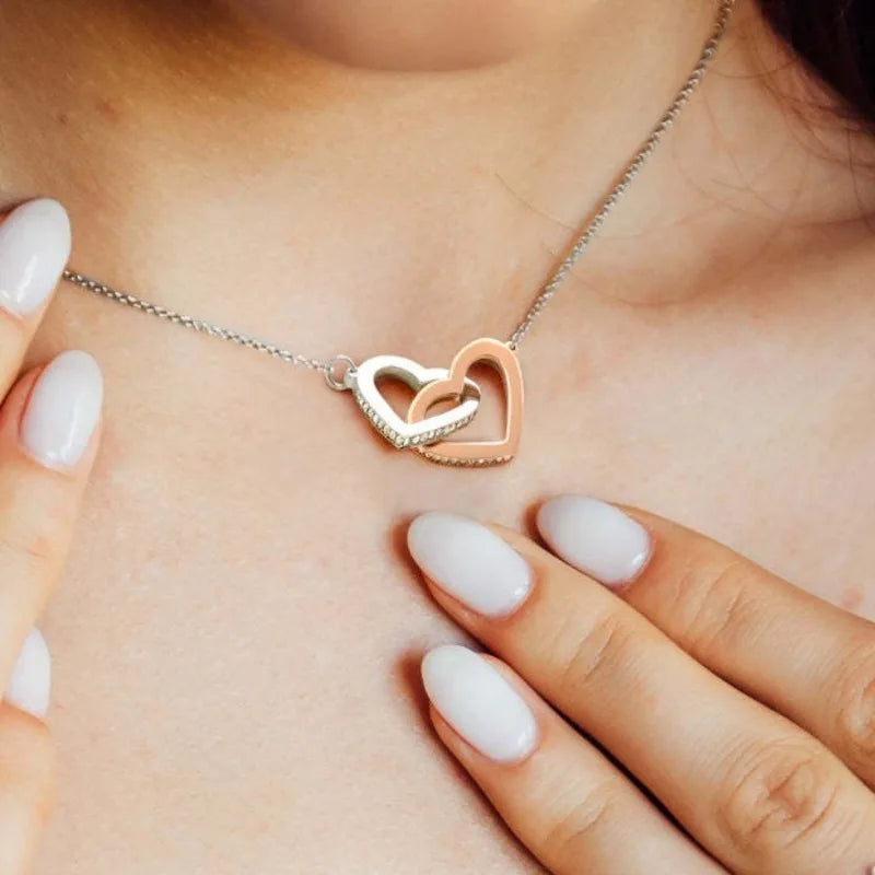 Double Ring Hollow Love Necklace for Mom, Contrast Color Design with Gift Card Ladies Fashion Jewelry