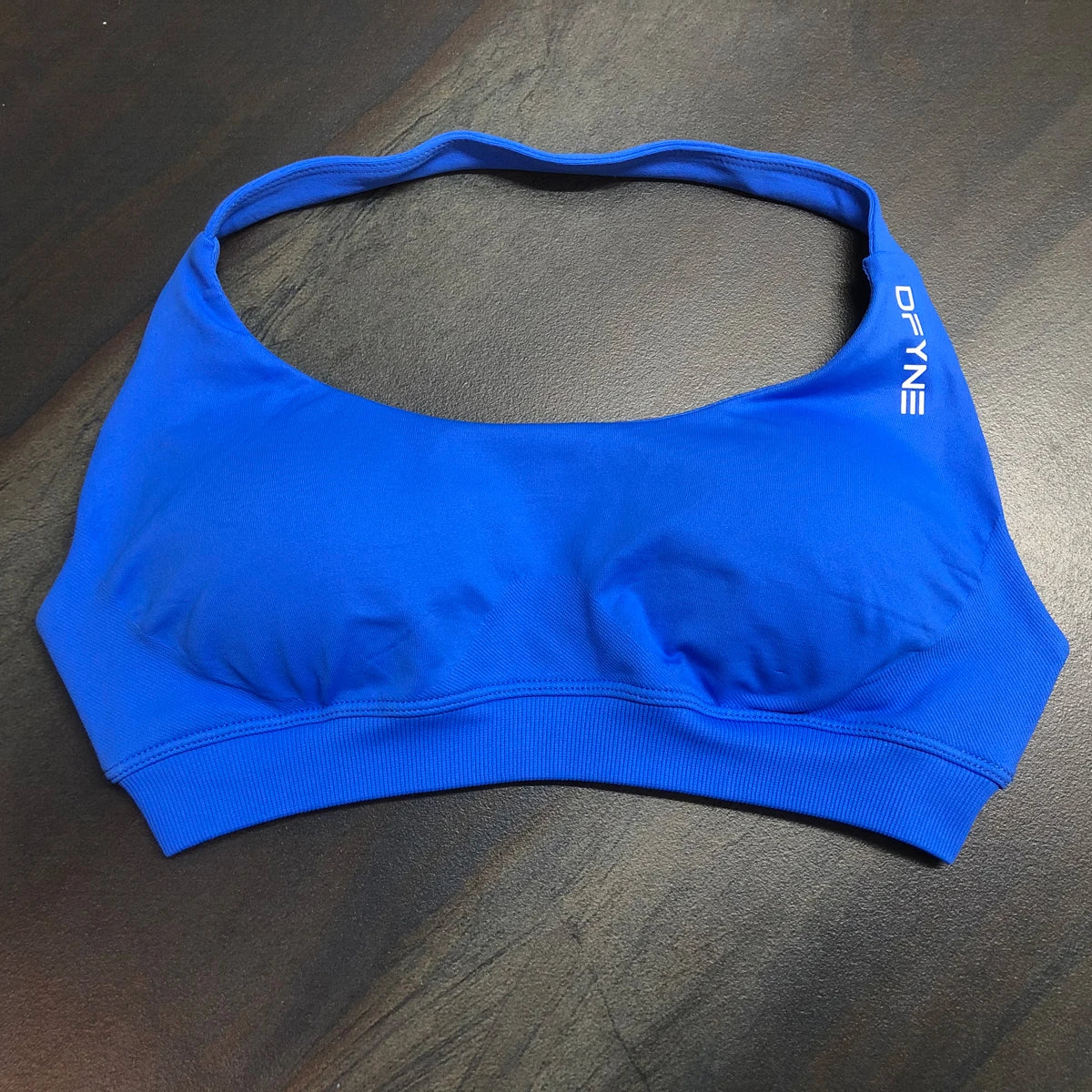 Women&#39;s Impact Sports Bra – Seamless Halter with Open Back, Medium Support