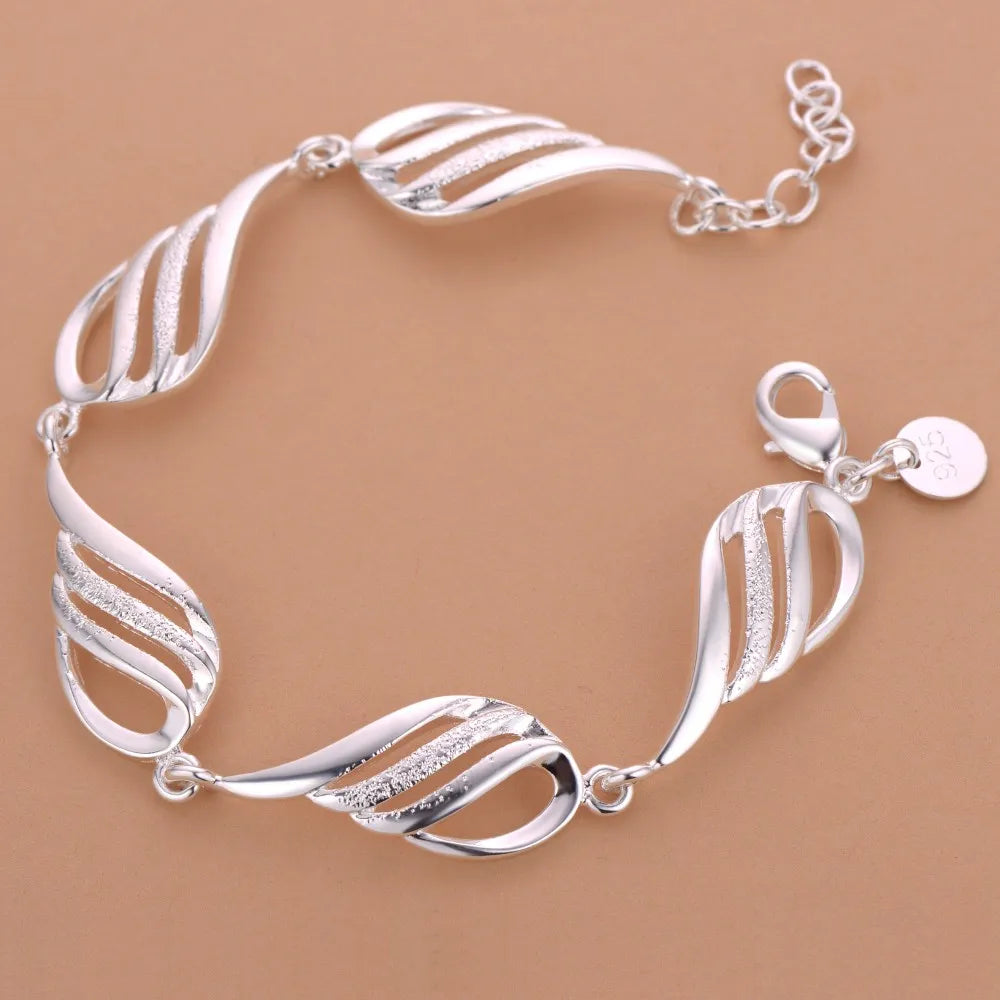 925 Sterling Silver Heart Bracelet for Women and Men, High-Quality Romance Chain Fashion Jewelry for Engagement, Party and Wedding Gift