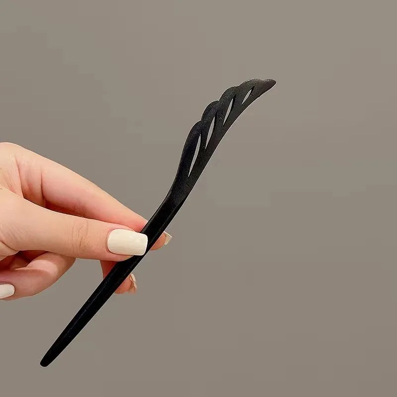 Simple Black Wood Hairpin – Elegant Hair Accessory for Women, Perfect for Everyday or Special Occasions