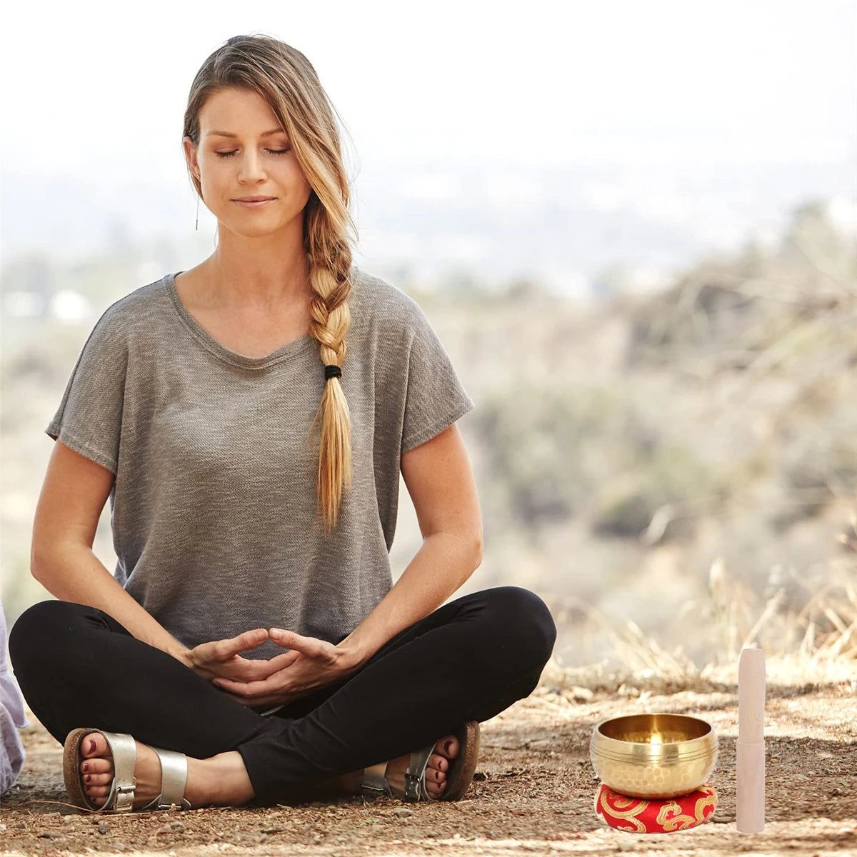 Tibetan Singing Bowl Set – Ideal for Meditation, Yoga, and Stress Relief Gift