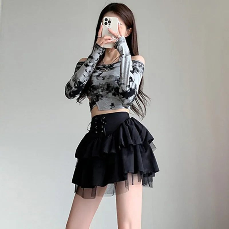 Women&#39;s Y2K High-Waisted Layered Mesh Skirt: Fluffy Lace-Up Cake Skirt in Black