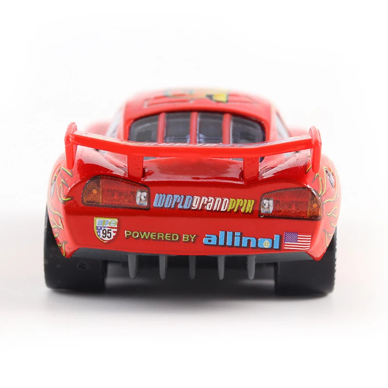 Disney Pixar Cars 2 Lightning McQueen Mini Racing Car – Original 1:3 Dinoco Racers Collection, Diecast Metal Model for Kids&#39; Gifts