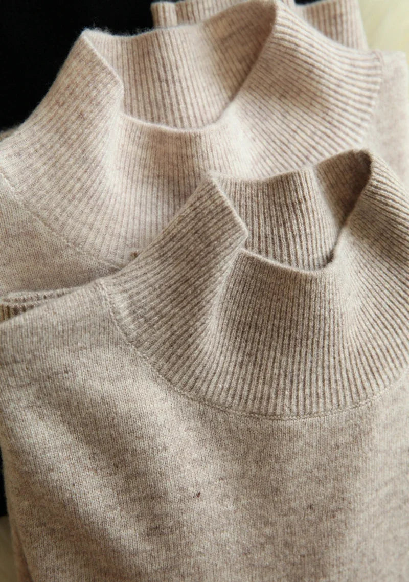 Women&#39;s Chic Turtleneck Sweater: Slim Fit, Soft Knit Pullover for Autumn/Winter