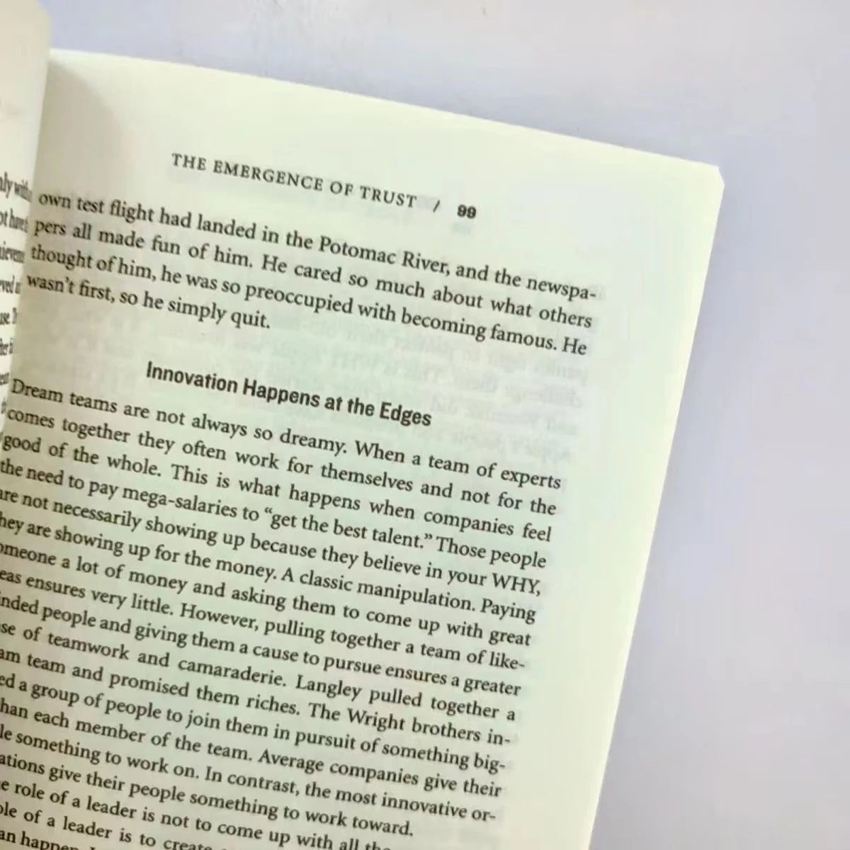 Start With Why by Simon Sinek: How Great Leaders Inspire Action – Essential Reading in Economics and Management