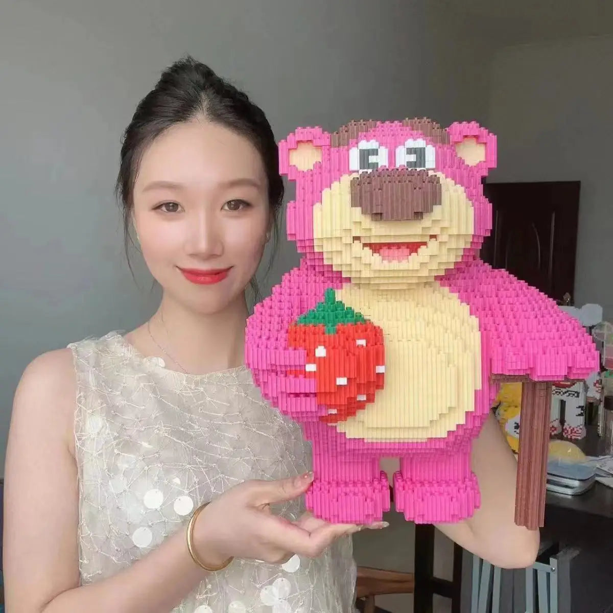 30cm Large Strawberry Bear Building Block Set, Cute DIY Assembly Puzzle Toy, Creative Gift for Kids