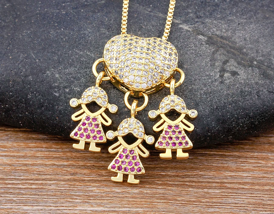 Nidin Luxury Crystal Zircon Heart Pendant Necklace for Girls and Boys, Romantic Inlaid Design Fashion
