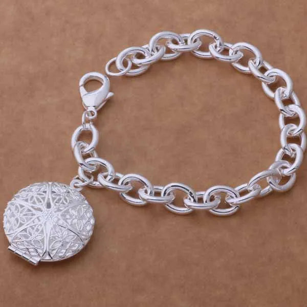 925 Sterling Silver Heart Bracelet for Women and Men, High-Quality Romance Chain Fashion Jewelry for Engagement, Party and Wedding Gift