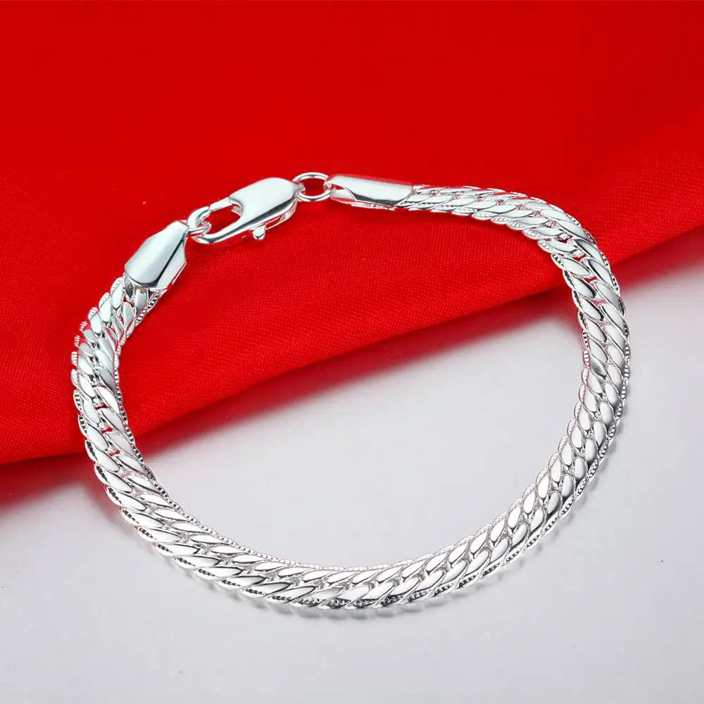 925 Sterling Silver Heart Bracelet for Women and Men, High-Quality Romance Chain Fashion Jewelry for Engagement, Party and Wedding Gift