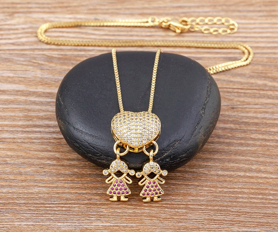 Nidin Luxury Crystal Zircon Heart Pendant Necklace for Girls and Boys, Romantic Inlaid Design Fashion