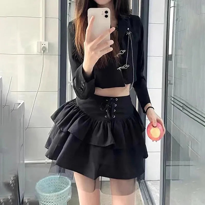 Women&#39;s Y2K High-Waisted Layered Mesh Skirt: Fluffy Lace-Up Cake Skirt in Black