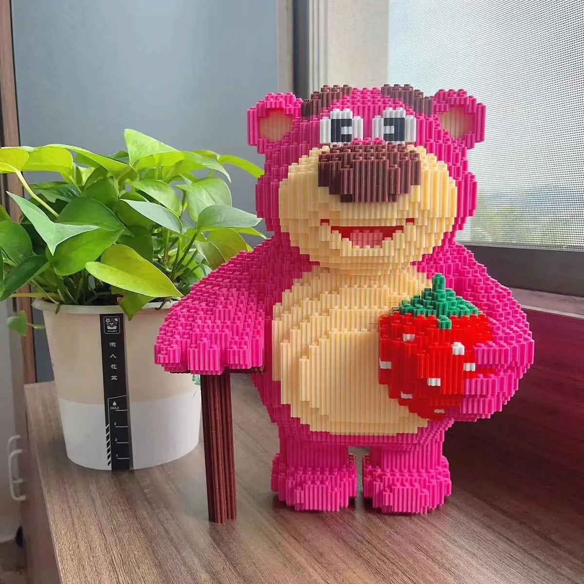 30cm Large Strawberry Bear Building Block Set, Cute DIY Assembly Puzzle Toy, Creative Gift for Kids