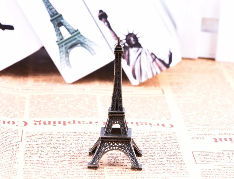 1Pcs Paris Eiffel Tower Ornament: Retro Bronze Iron Model for Home Decoration