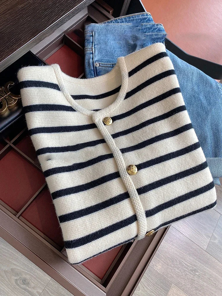 Women&#39;s Striped Knitted Cardigan: O-Neck Casual Sweater for Spring &amp; Autumn