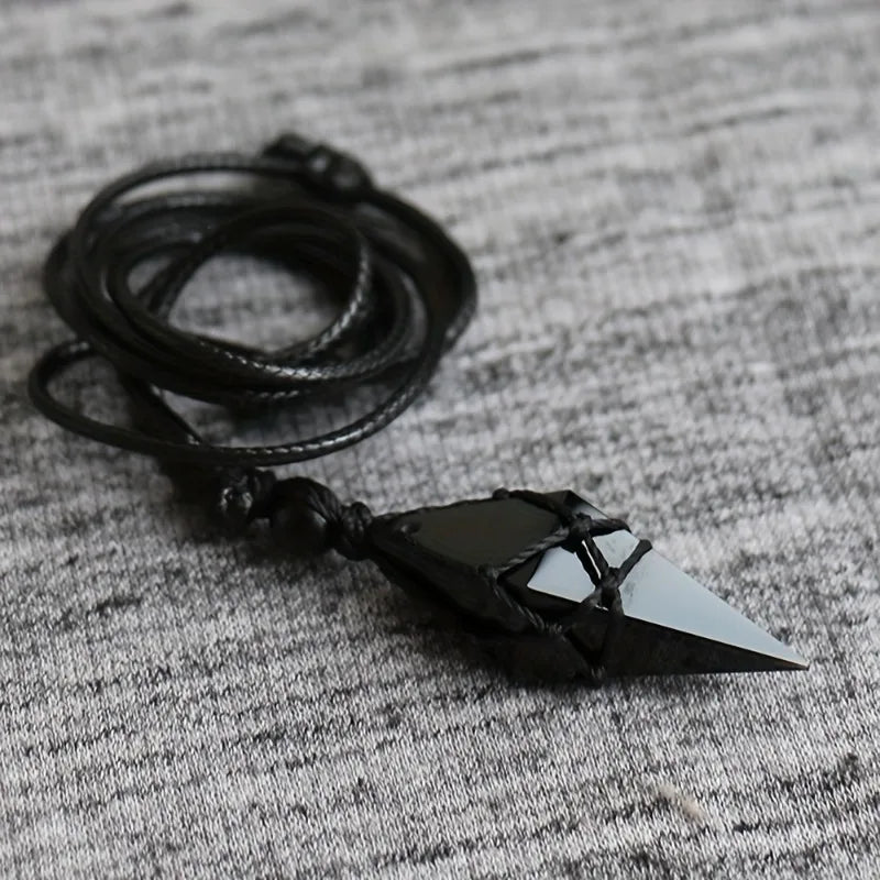 Bohemian Handmade Natural Black Stone Necklace for Men and Women, Elegant Fashion Jewelry Gift