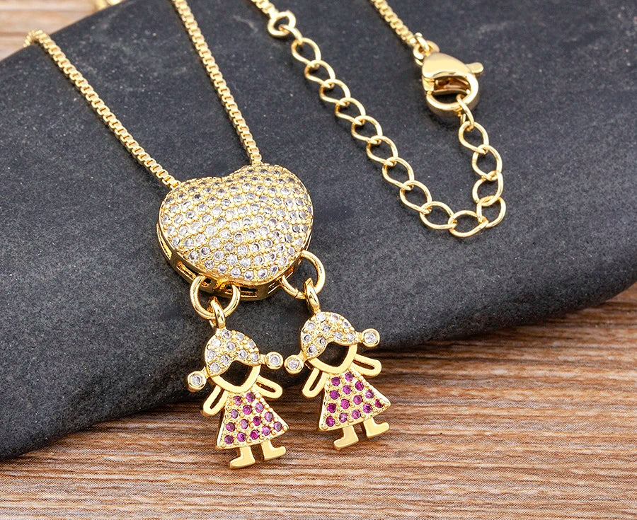 Nidin Luxury Crystal Zircon Heart Pendant Necklace for Girls and Boys, Romantic Inlaid Design Fashion