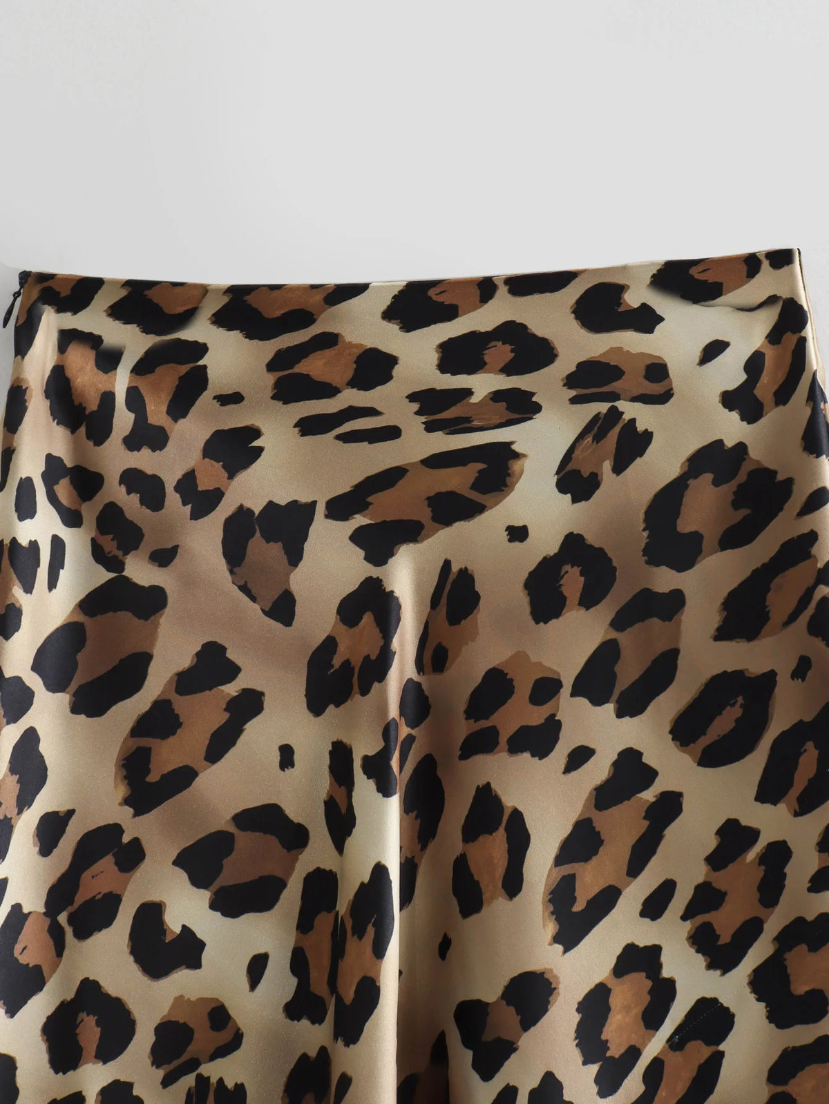 Women&#39;s High-Waist Leopard Print Midi Skirt: Elegant Vintage Satin Fall Skirt