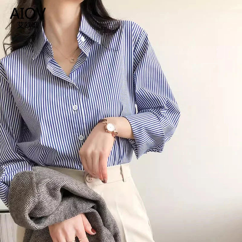 Women&#39;s Classic Striped Blouse: Loose Fit with Lantern Sleeves &amp; Stand Collar for Spring &amp; Autumn