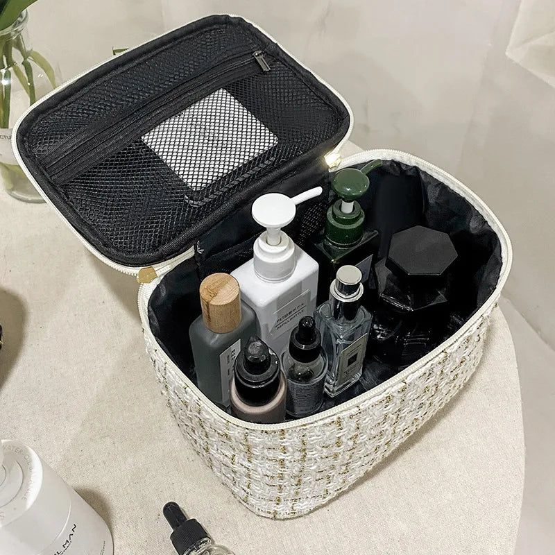 Korean Plaid Portable Makeup Bag - Large Capacity Travel Toiletry Organizer