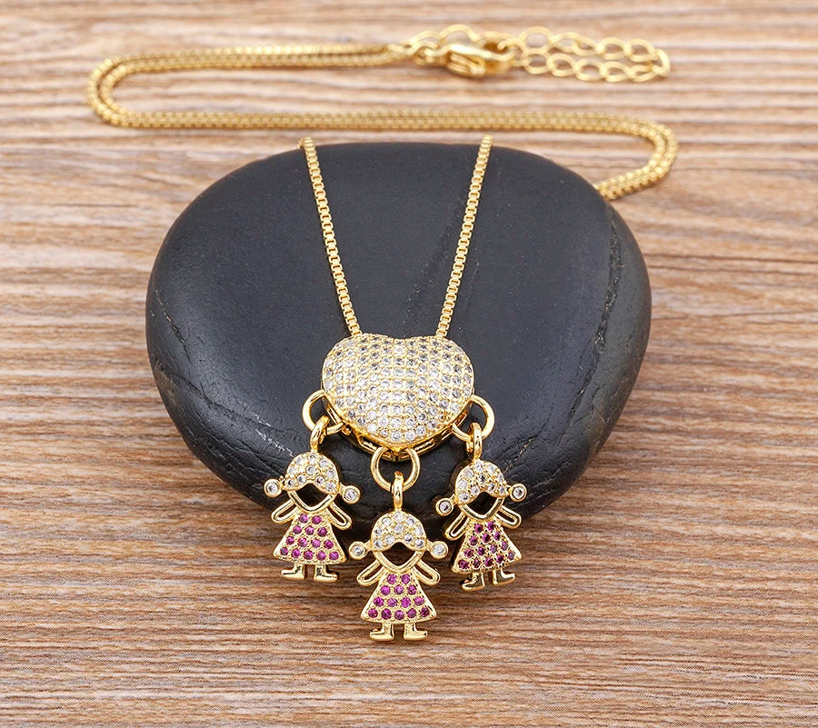 Nidin Luxury Crystal Zircon Heart Pendant Necklace for Girls and Boys, Romantic Inlaid Design Fashion