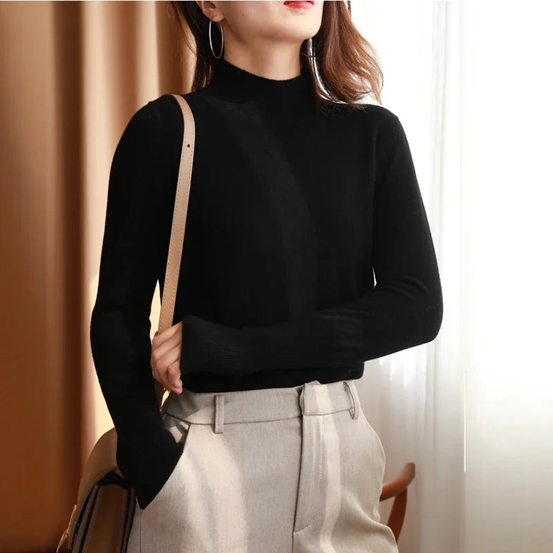 Women&#39;s Chic Turtleneck Sweater: Slim Fit, Soft Knit Pullover for Autumn/Winter