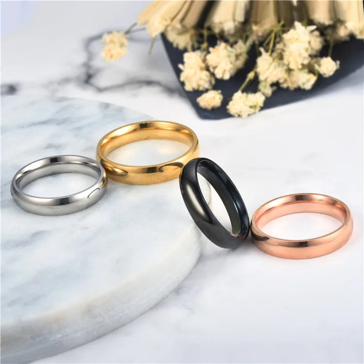 Simple Titanium Wedding Band – 4mm &amp; 6mm Hypoallergenic High-Polish Ring for Men &amp; Women