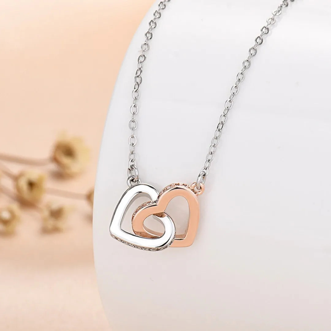 Double Ring Hollow Love Necklace for Mom, Contrast Color Design with Gift Card Ladies Fashion Jewelry